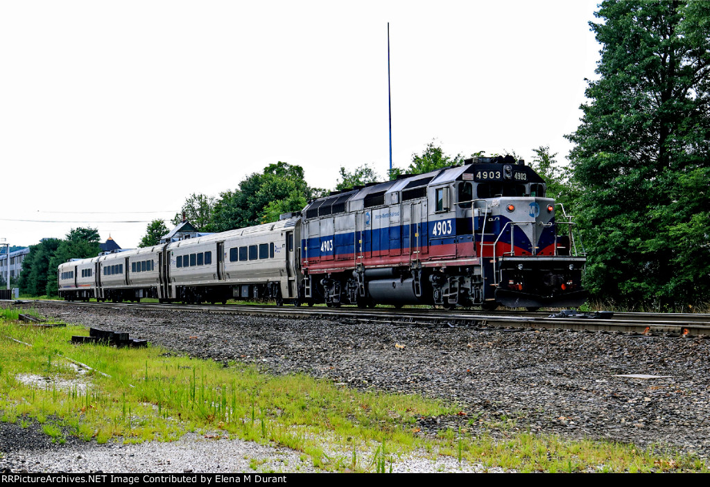 MNCR 4903 on train 56